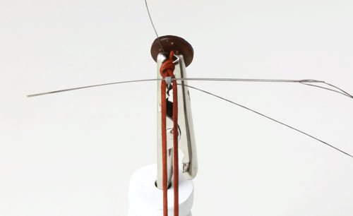 DIY vævede armbånd med læderkant og splitnål