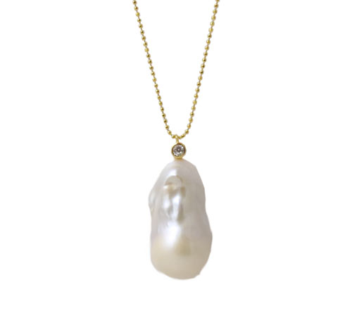 halskæde med stor hvid barok Keshi-perle og forgyldt kuglekæde